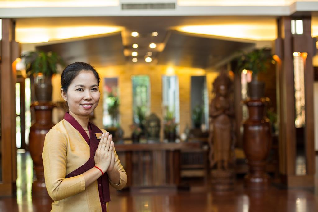 โรงแรมโรยัล เอ็มไพร์ เสียมราฐ ภายนอก รูปภาพ